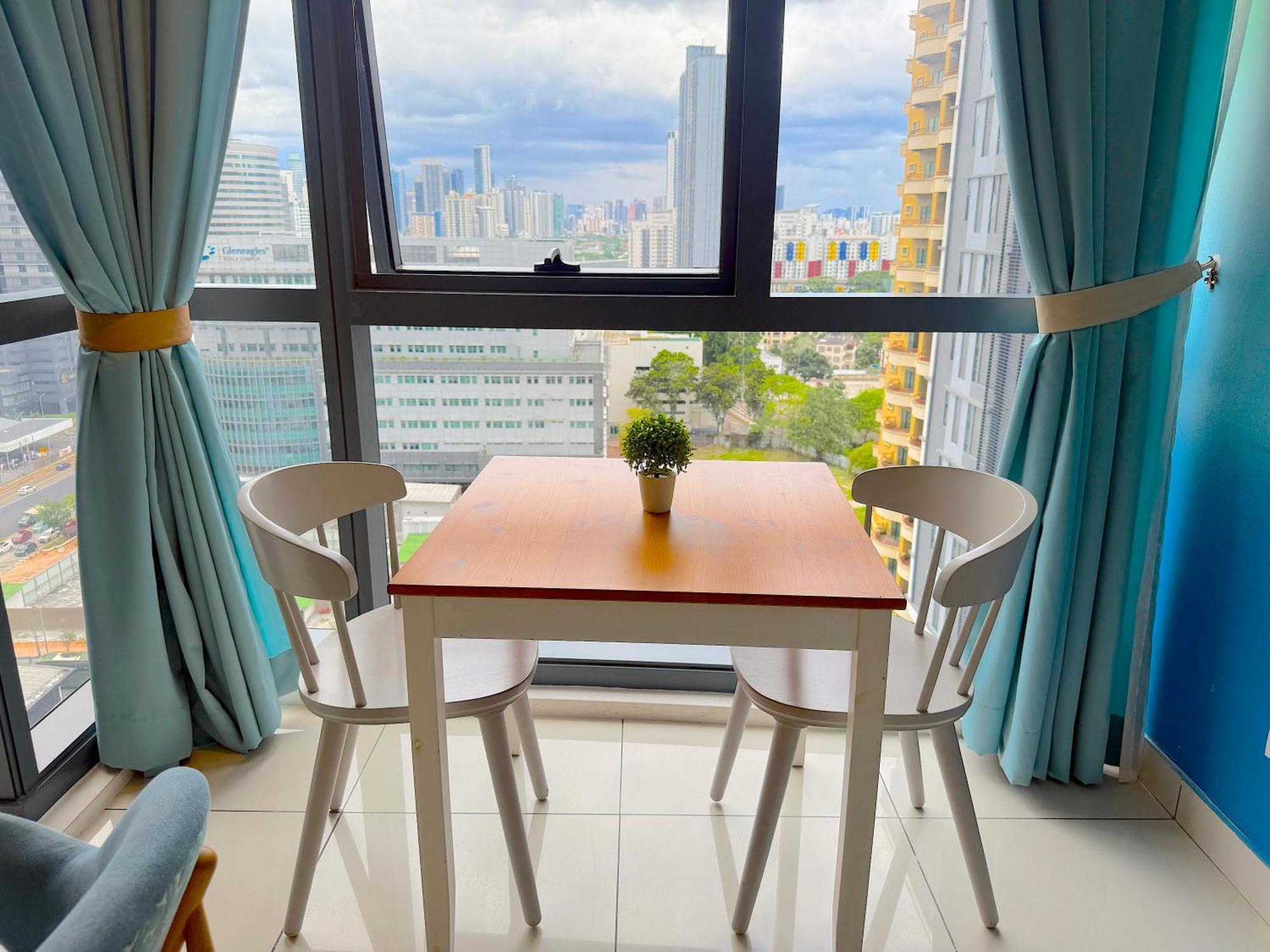 3 Towers Jalan Ampang By Serenity Vacation Homes Kuala Lumpur Exterior photo
